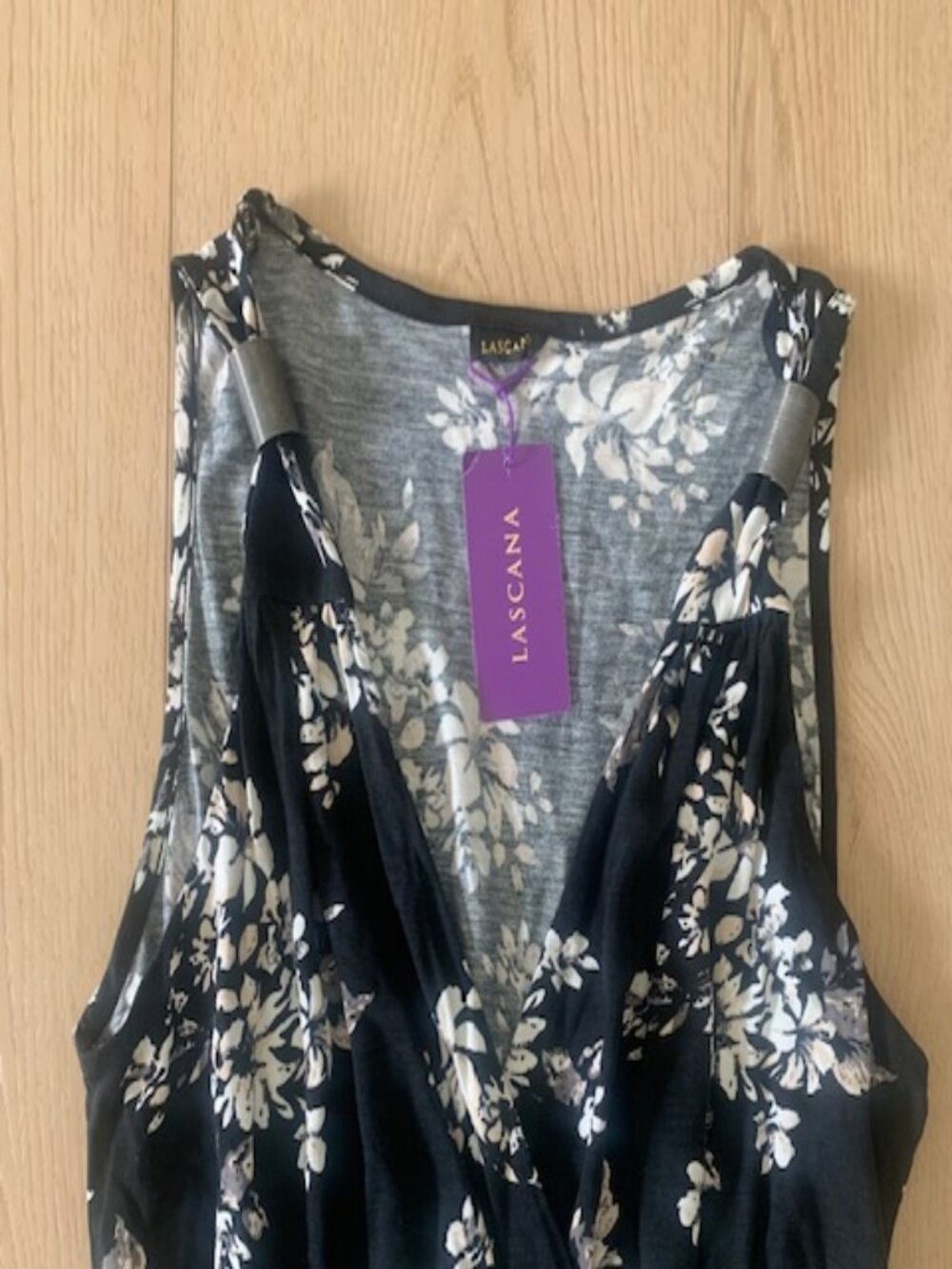 LASCANA NWT Black & White Floral Maxi Dress Size 8 Boho Resort - Picture 3 of 10